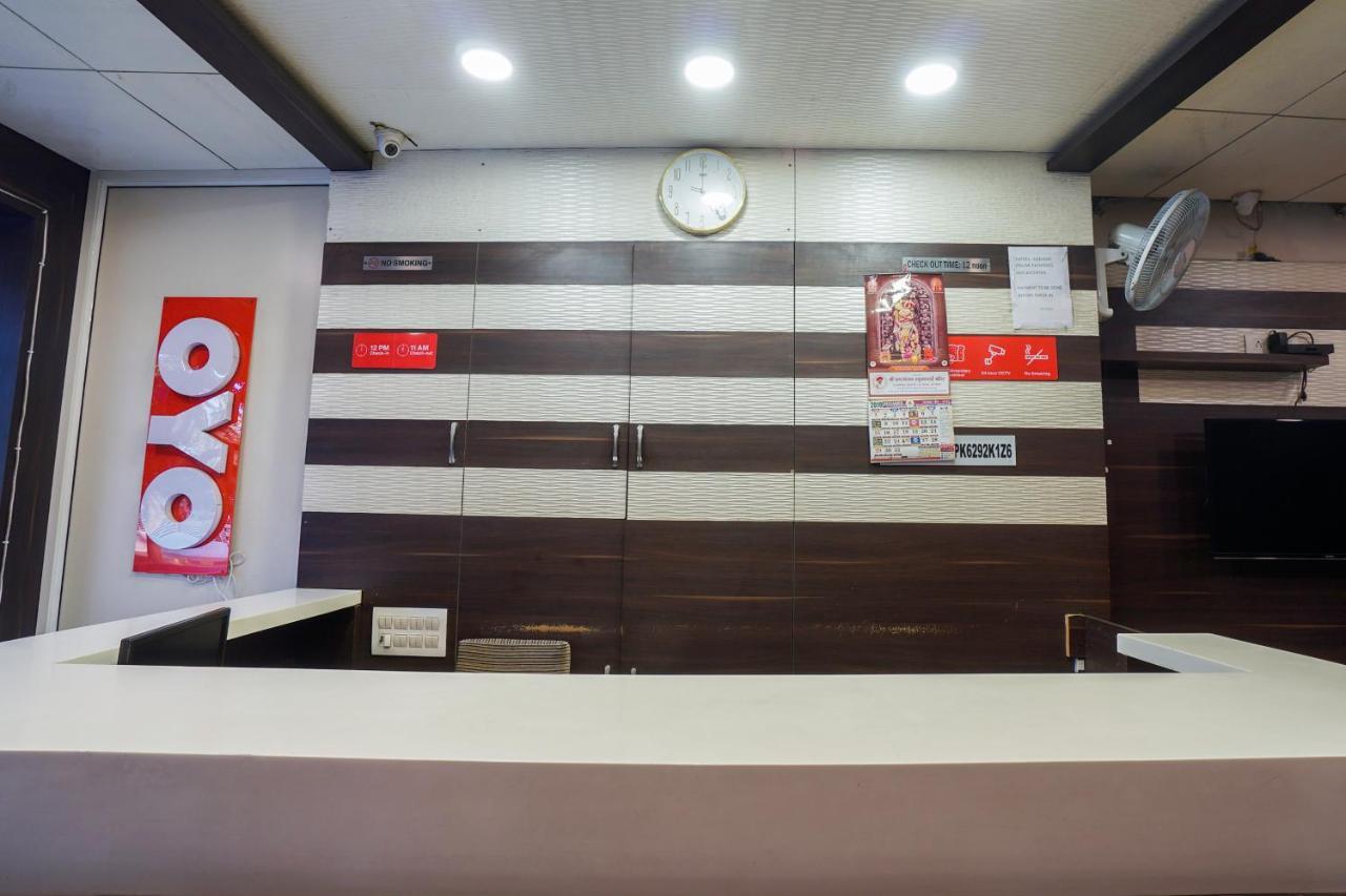 Oyo 13535 Aakash Hotel Ахмедабад Екстериор снимка
